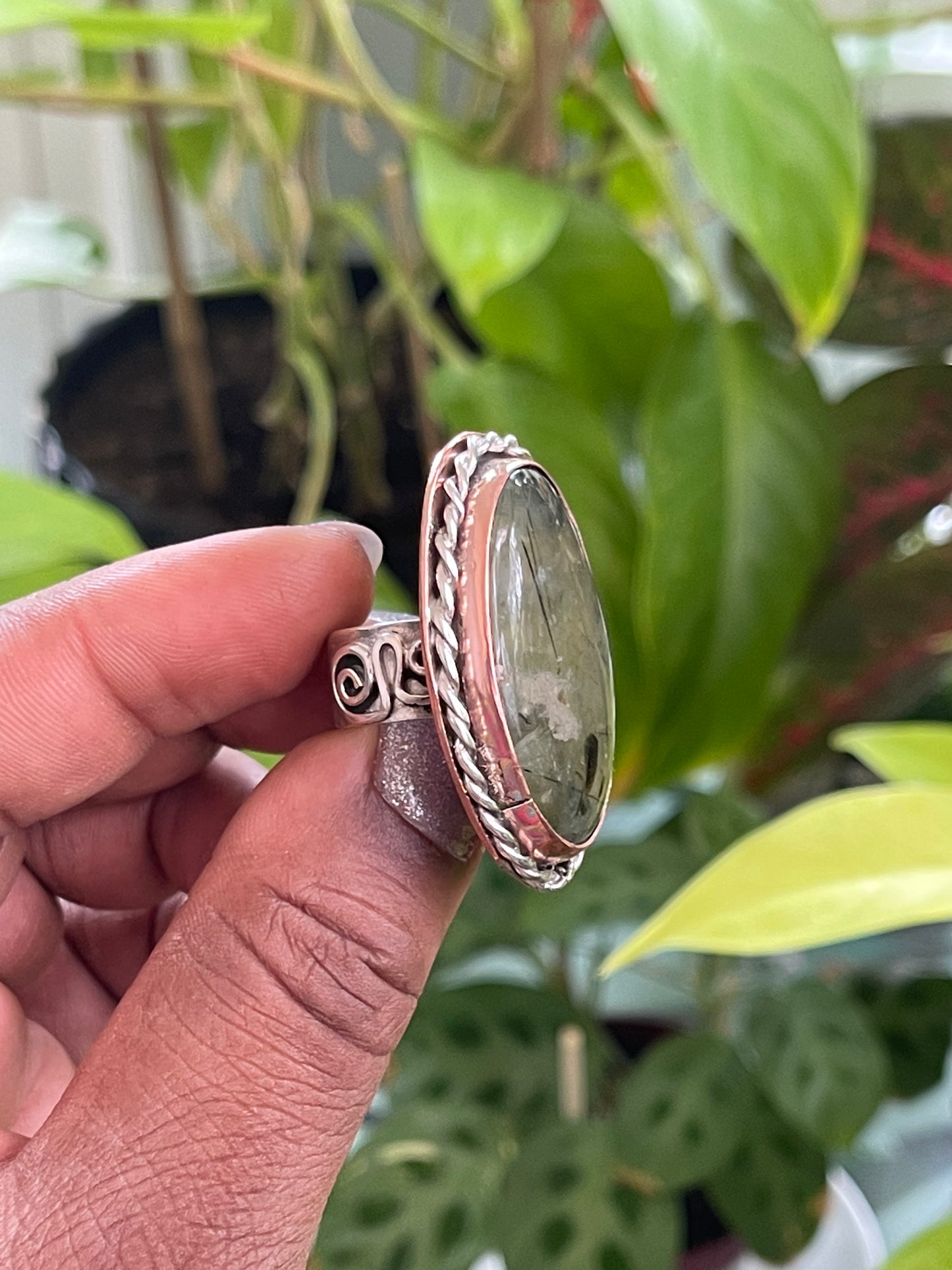 Prehnite Statement Ring